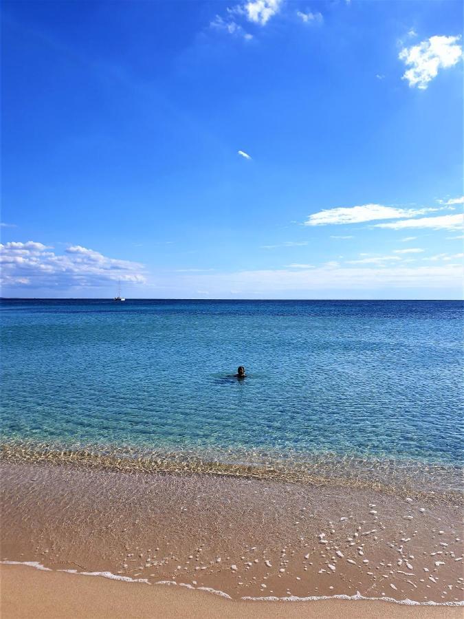 Le Case Di Pat - Palms Home San Pietro in Bevagna Luaran gambar